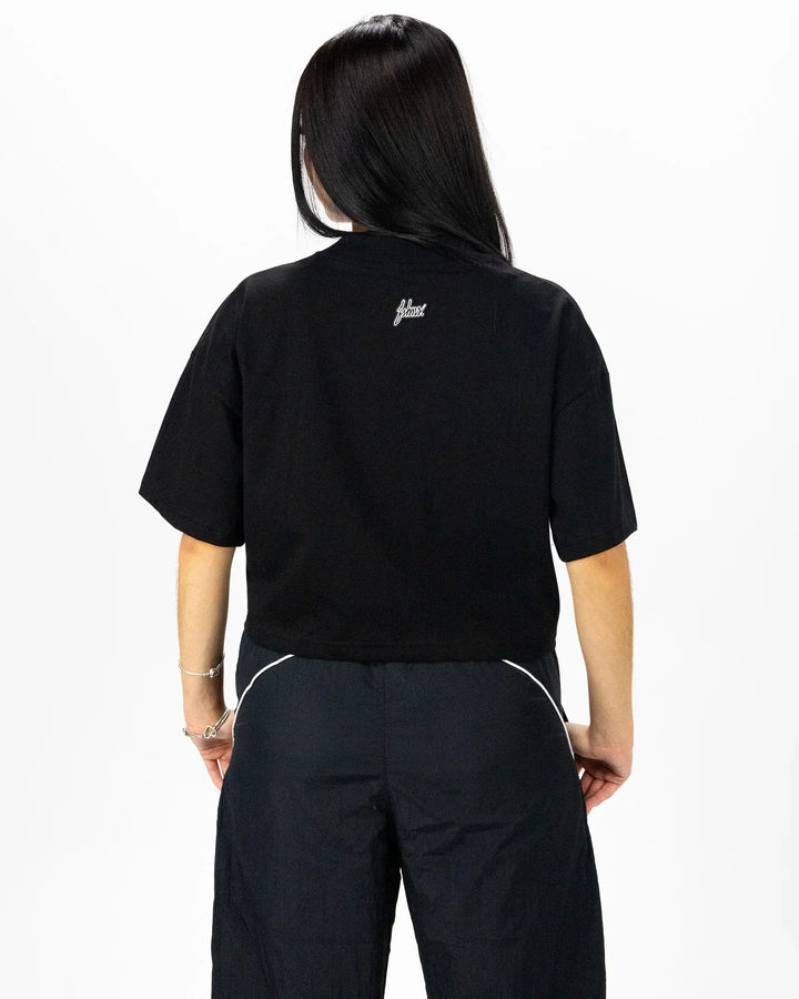 WMNS Boxy Basic Logo Crop Tee (Black)