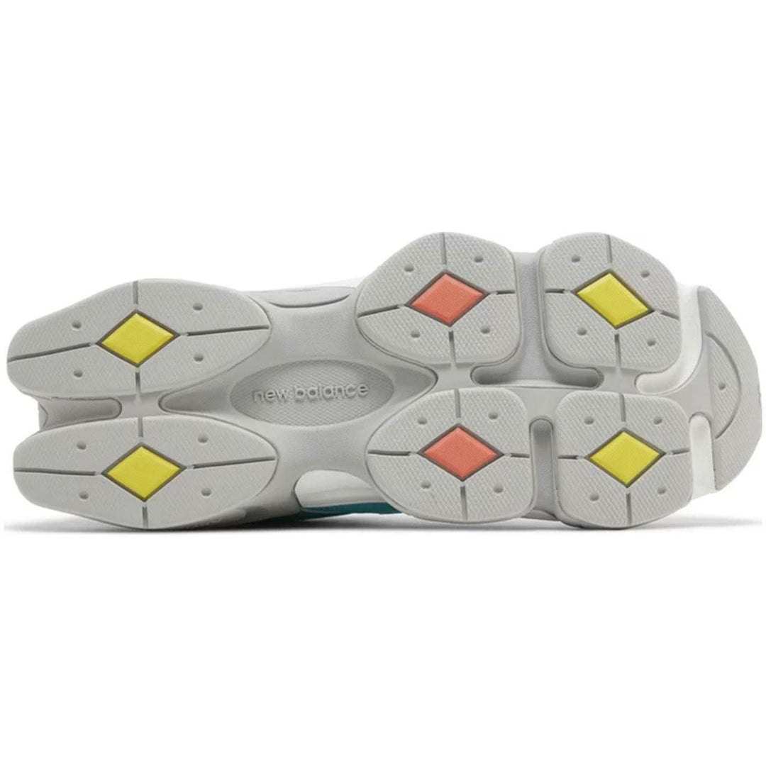 9060 &