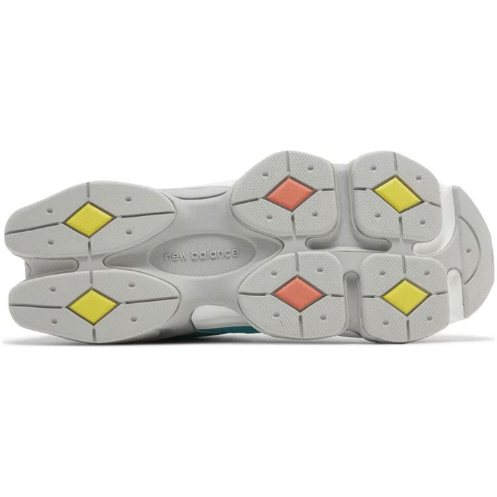 9060 &