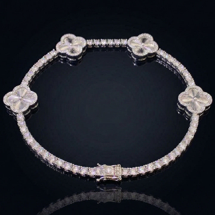 VVS Moissanite Clover Bracelet (Silver)